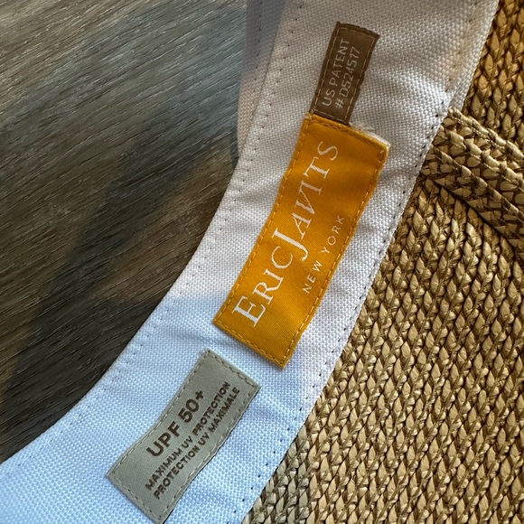 Eric Javits Squishee Halo Sun Visor- peanut/white - Picture 10 of 16